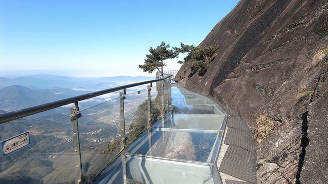 Jiangxi Wugong Mountain Fengfeng District glass walkway project